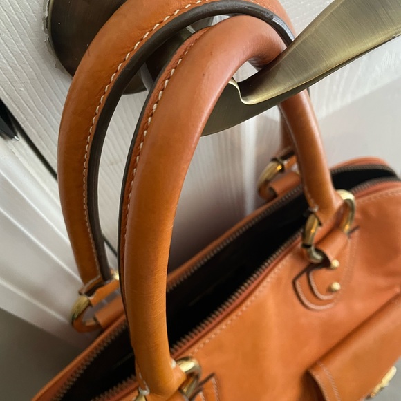 Used but great condition! Perfect for summer wear - Picture 2 of 4